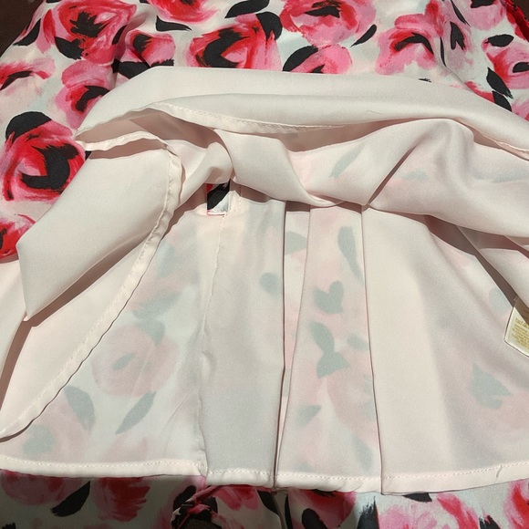 KATE SPADE NEW YORK GIRLS ROSE FLORAL DRESS TODDLER SZ 2T - Picture 4 of 6